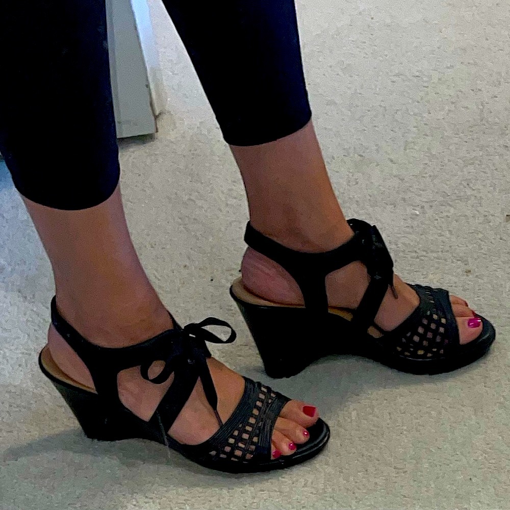 Umberto Raffini Leather Satin Lace Wedge Heels 9.5
